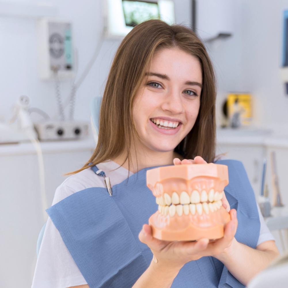 2147879140 Estética dental - 1